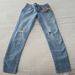 Levi's 721 High Rise Ripped Skinny Jean